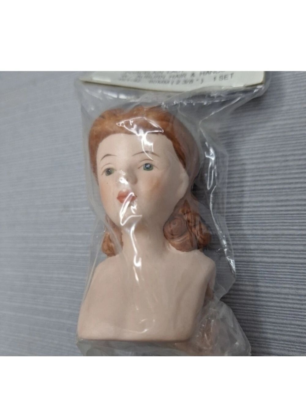 VTG Mangelsen's Porcelain Lady Auburn Hair Head & Hands 161-42 2 3/8" CRAFTS